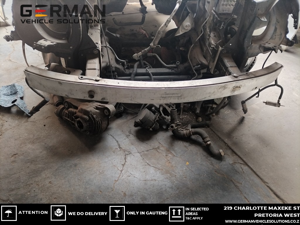 Mercedes Benz ml350 front bumper stiffener – quality used - Private Seller