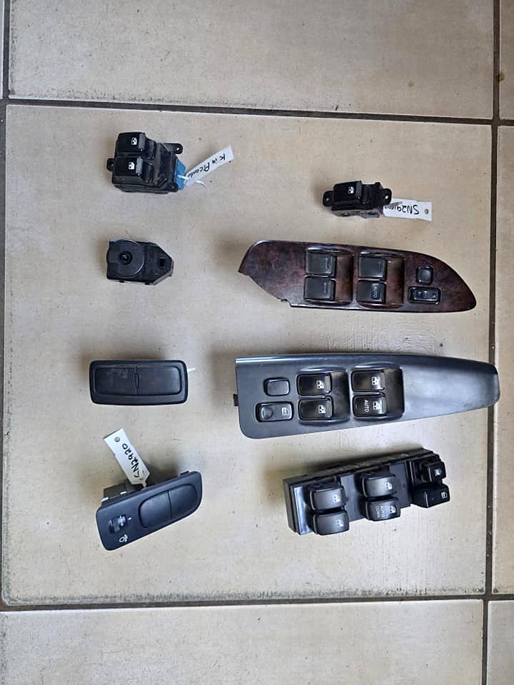 Kia Rio/Picanto/Sportage/Carnival Varios Switches For Sale - Private Seller Kia Rio/Picanto/Sportage/Carnival Varios Switches For Sale - Private Seller