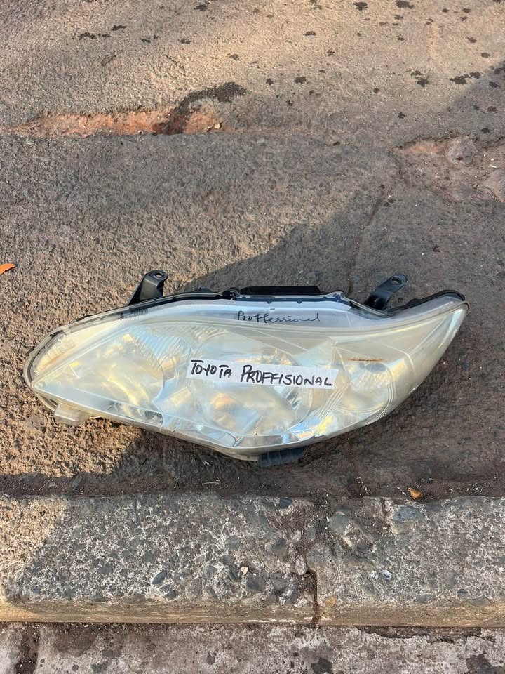 Toyota Professional headlight - Private Seller