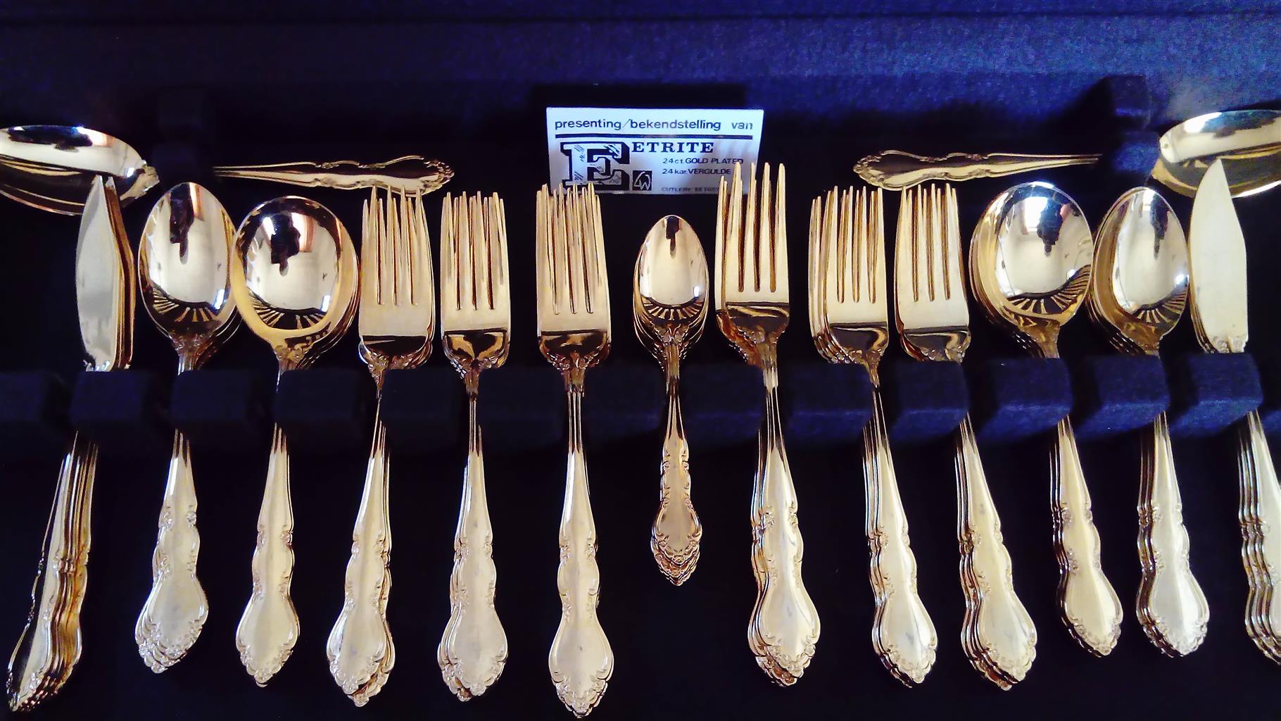 24 carrot gold plated cutlery set (74 piece) 