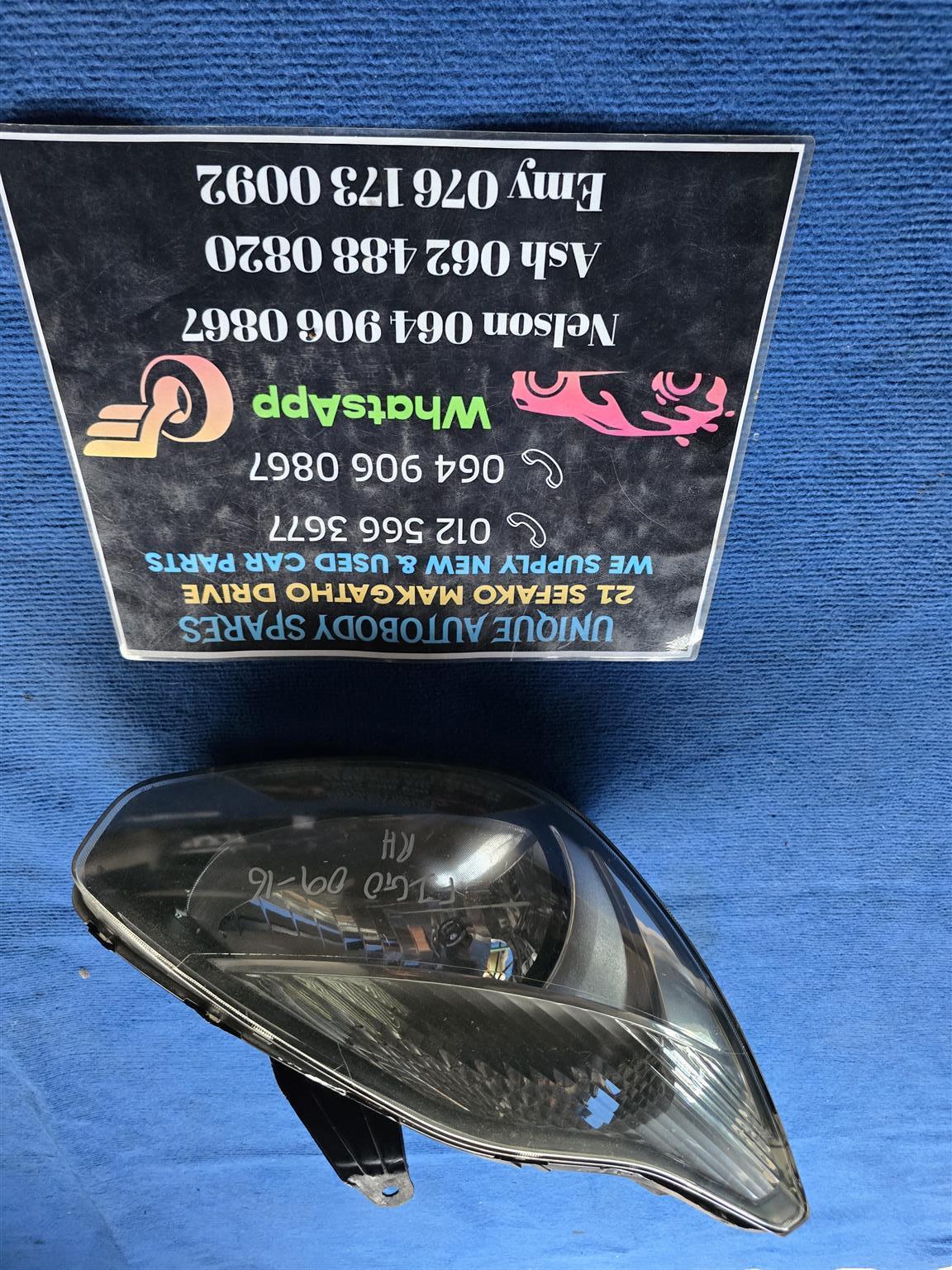 Ford Figo Headlight Right 2009-2016 - Private Seller Ford Figo Headlight Right 2009-2016 - Private Seller