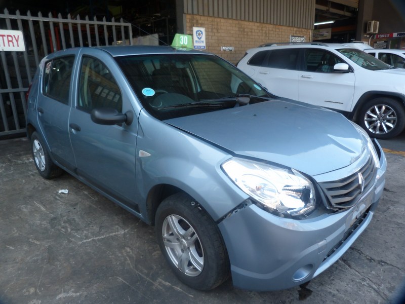 Renault Sandero 1.6 8V Manual - 2010 SPARESBOYZ STRIPPING FOR SPARES - Private Seller Renault Sandero 1.6 8V Manual - 2010 SPARESBOYZ STRIPPING FOR SPARES - Private Seller