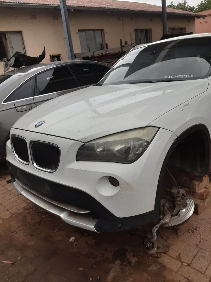 BMW X1 2013 STRIPPING FOR PARTS ON SALE CALL: or WHATSAPP:08171615 - Private Seller