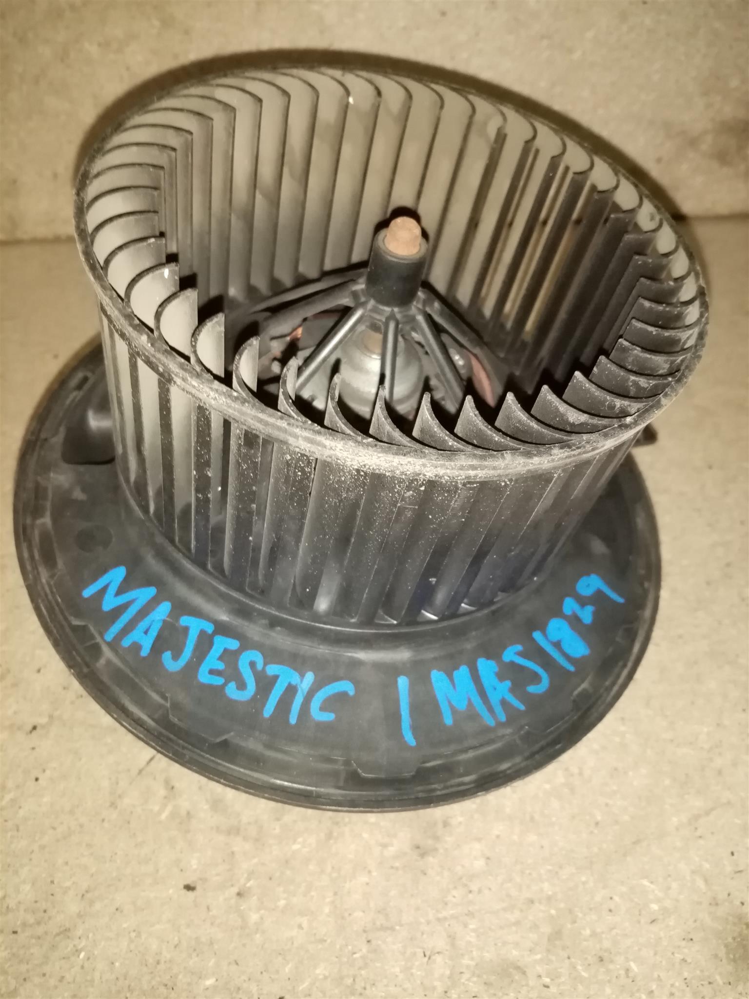 2006 Mercedes Benz B170 / B180 W245 blower fan with resistor for sale used 2006 Mercedes Benz B170 / B180 W245 blower fan with resistor for sale used
