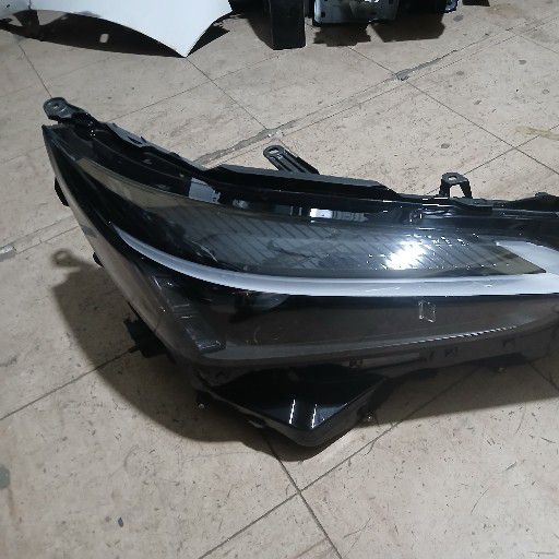 Lexus nx350 headlight