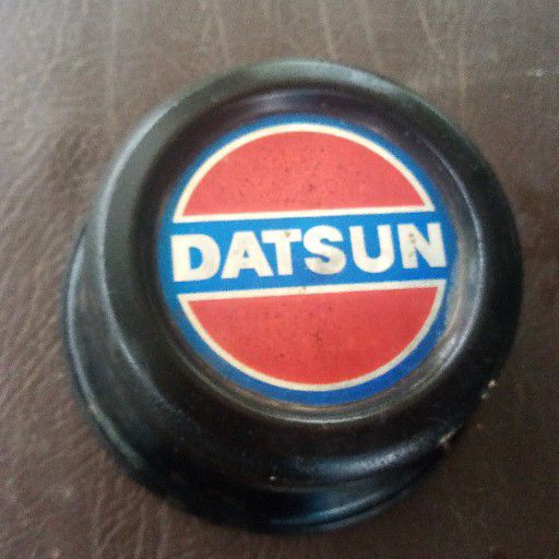 Datsun centre wheel cap - Private Seller Datsun centre wheel cap - Private Seller