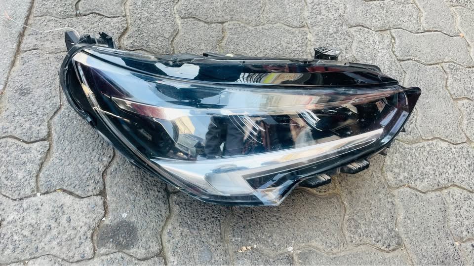 OPEL CORSA F HEADLIGHT - Private Seller