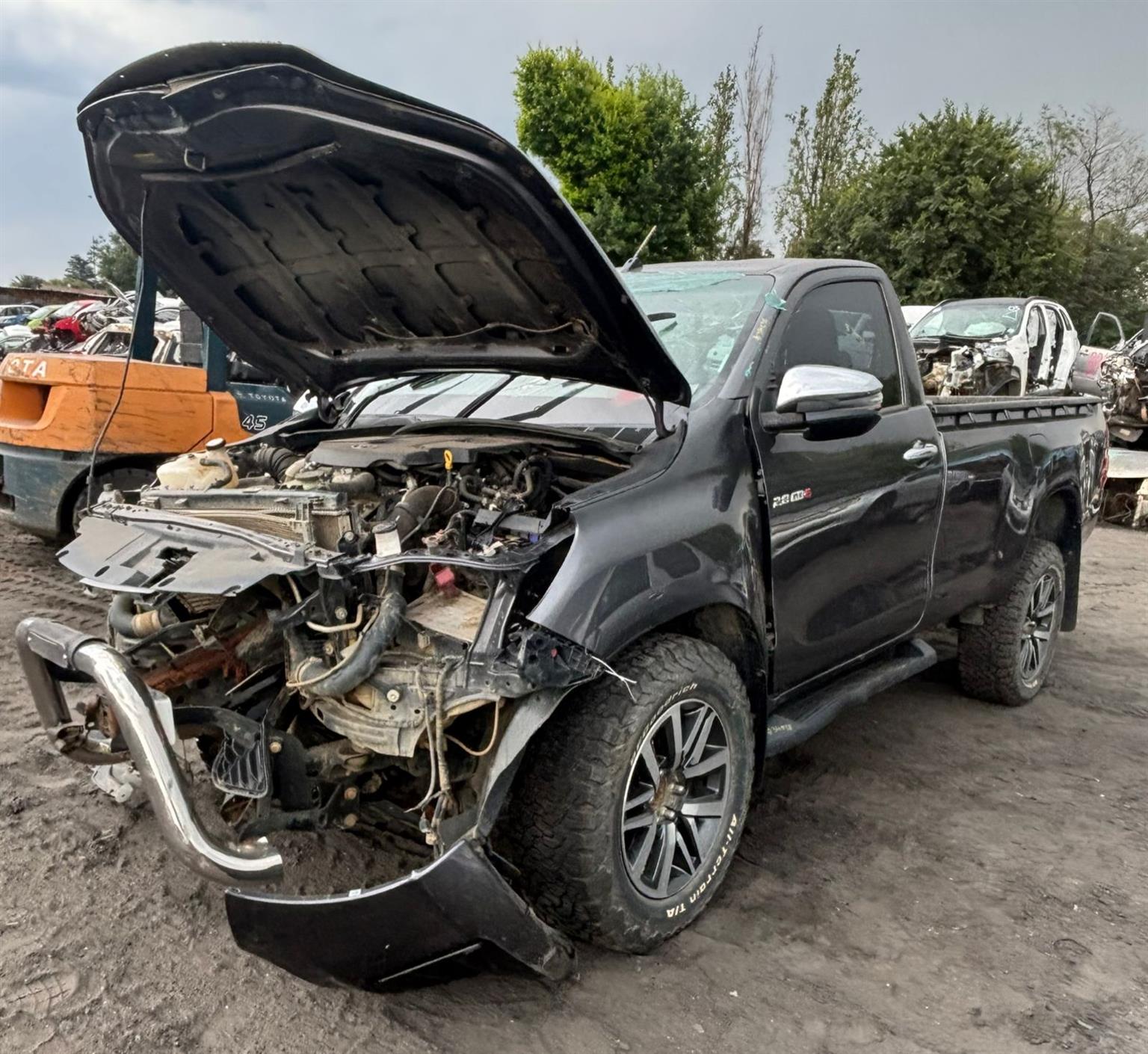2010 Toyota Hilux 2.8 GD6 #1GD (auto) Spares - Private Seller