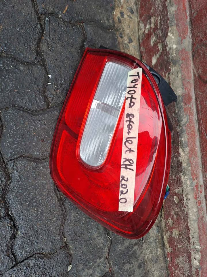 Toyota Starlet taillight right side 2020 model - Private Seller