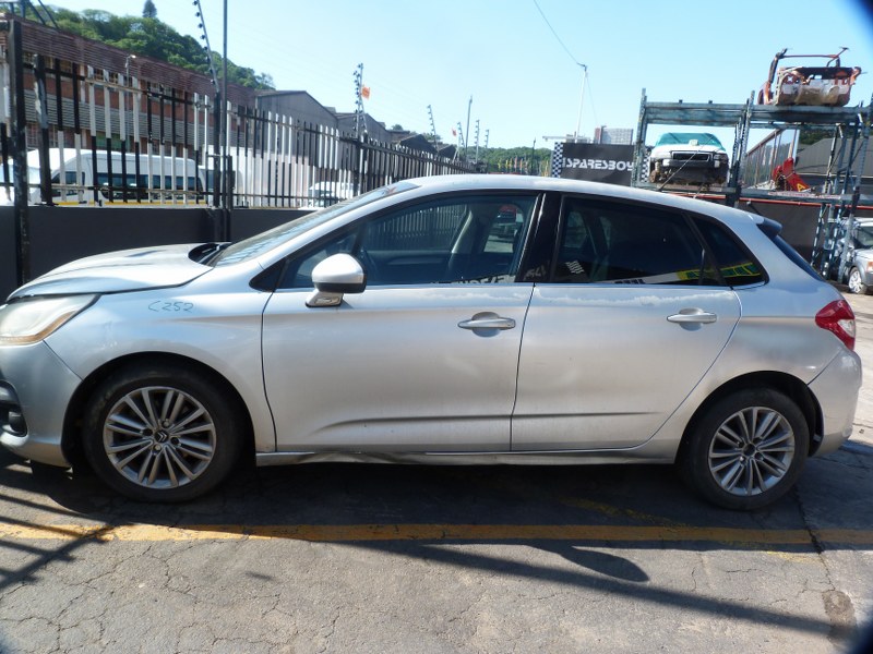 Citroen C4 1.6 VTi Manual Silver - 2013 STRIPPING FOR SPARES - Private Seller
