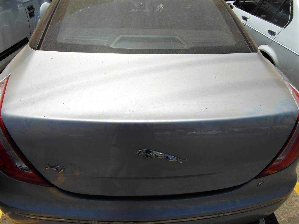 Jaguar XJ Tailgate for sale | AUTO EZI - Private Seller Jaguar XJ Tailgate for sale | AUTO EZI - Private Seller