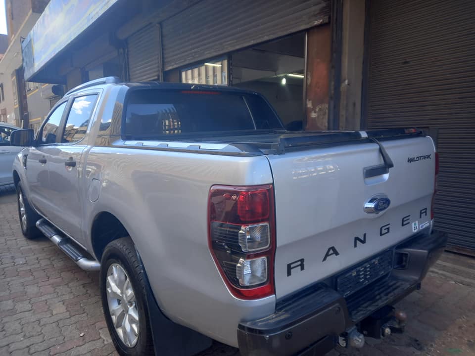 2015 FORD RANGER 3.2 DIESEL, DOUBLE CAB WILDTRAK, AUTOMATIC, 89000KM SILVER COLOUR