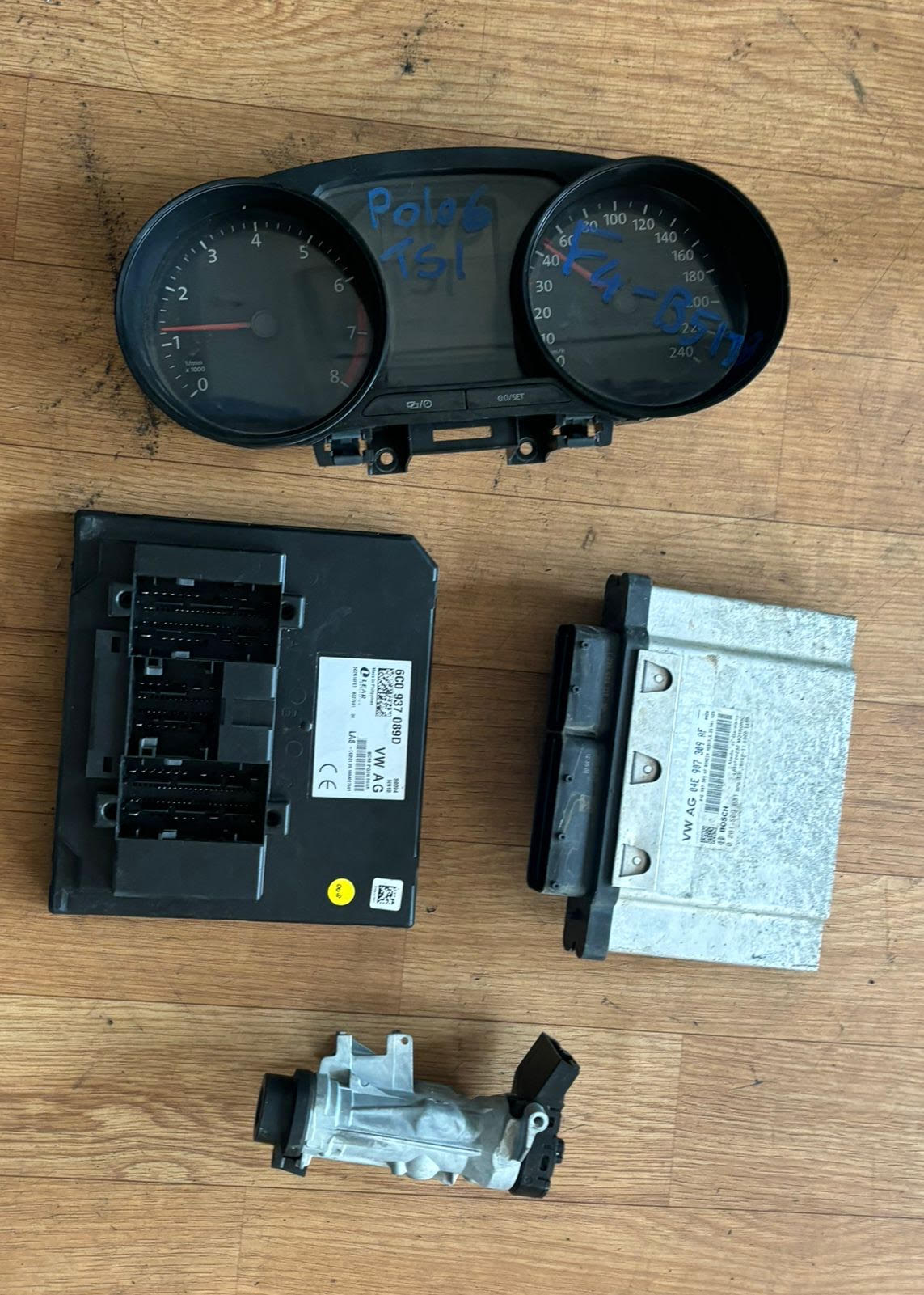 Vw Polo 6 TSI 1.2 #CJZ Ecu Set no Key - Private Seller