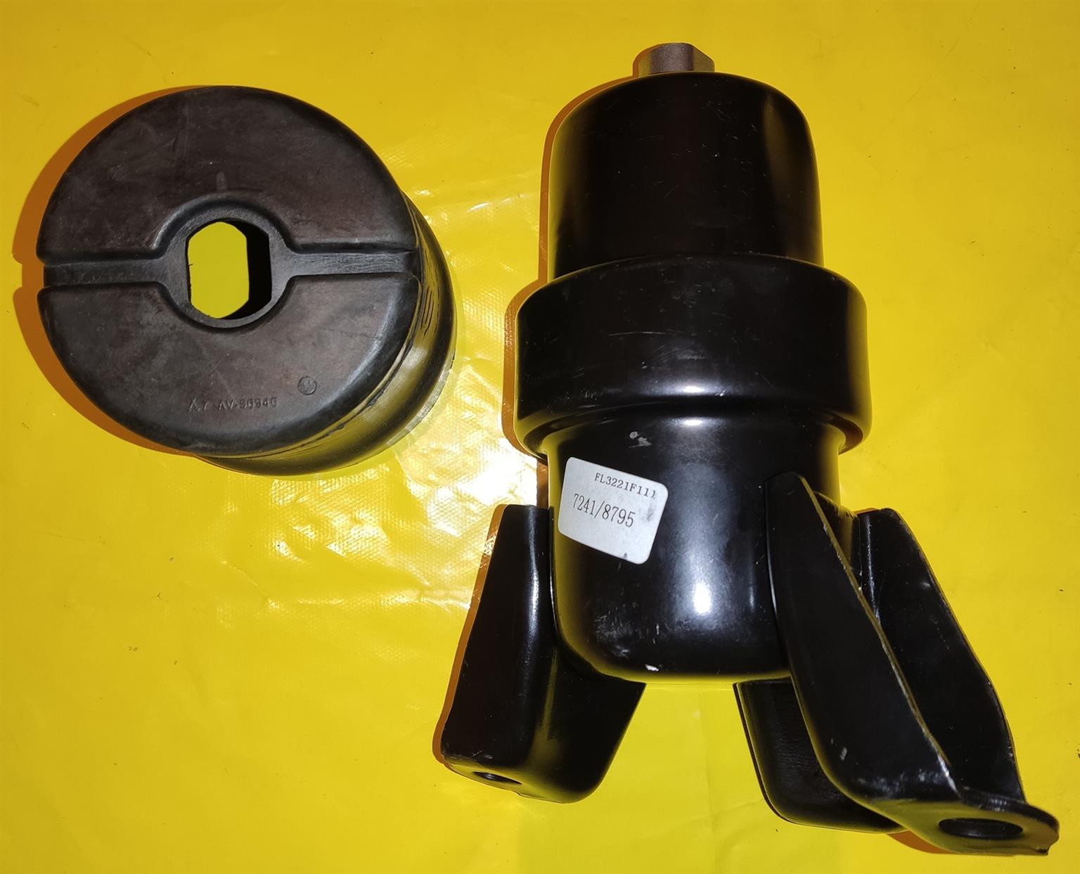 Engine Mounting Front Toyota Camry Automatic 200I, Si, 220Sei, Si. (92-01)