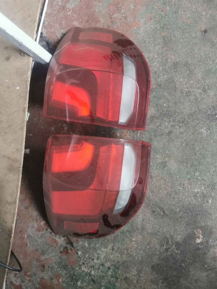 BMW F15 X5 taillights - Private Seller BMW F15 X5 taillights - Private Seller