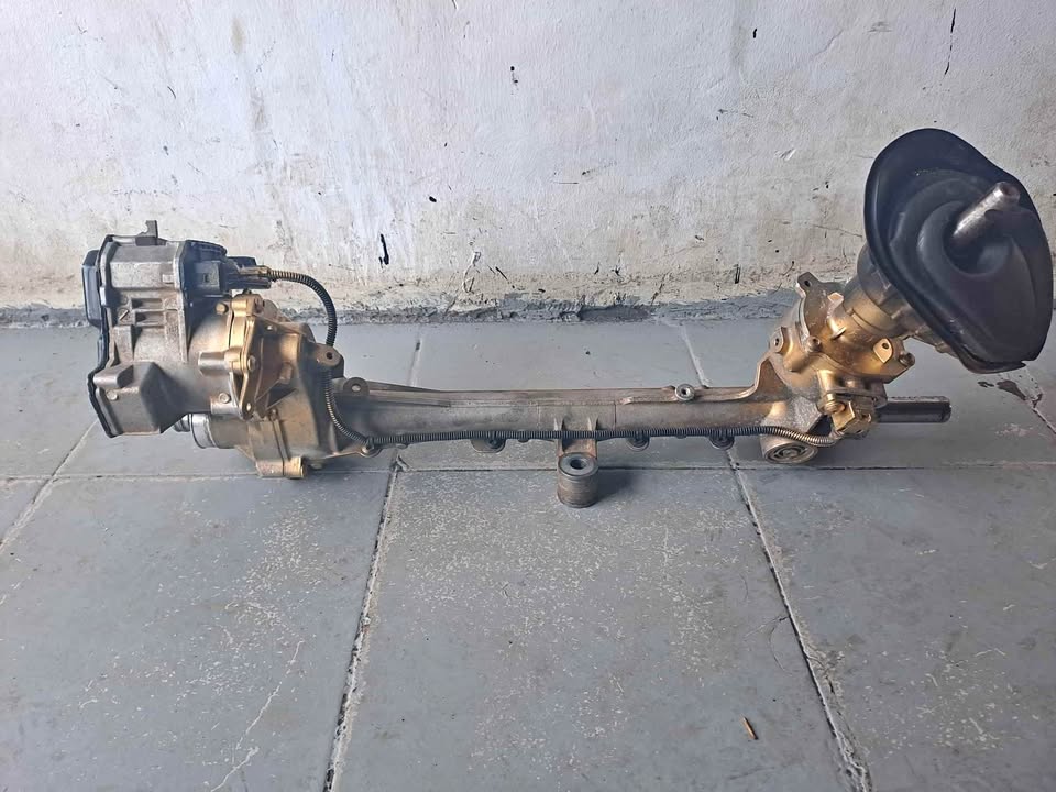 Electronic steering rack Ford Focus 13- - Private Seller