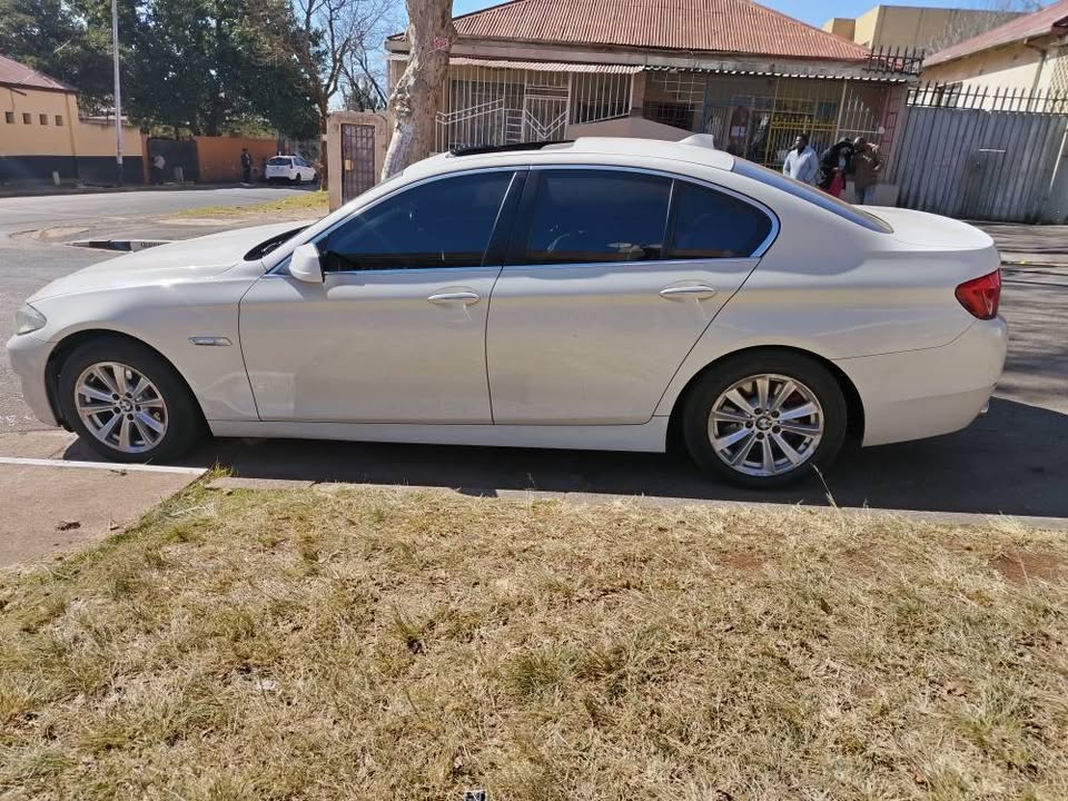 2011 BMW  520d  f10 sedan Automatic