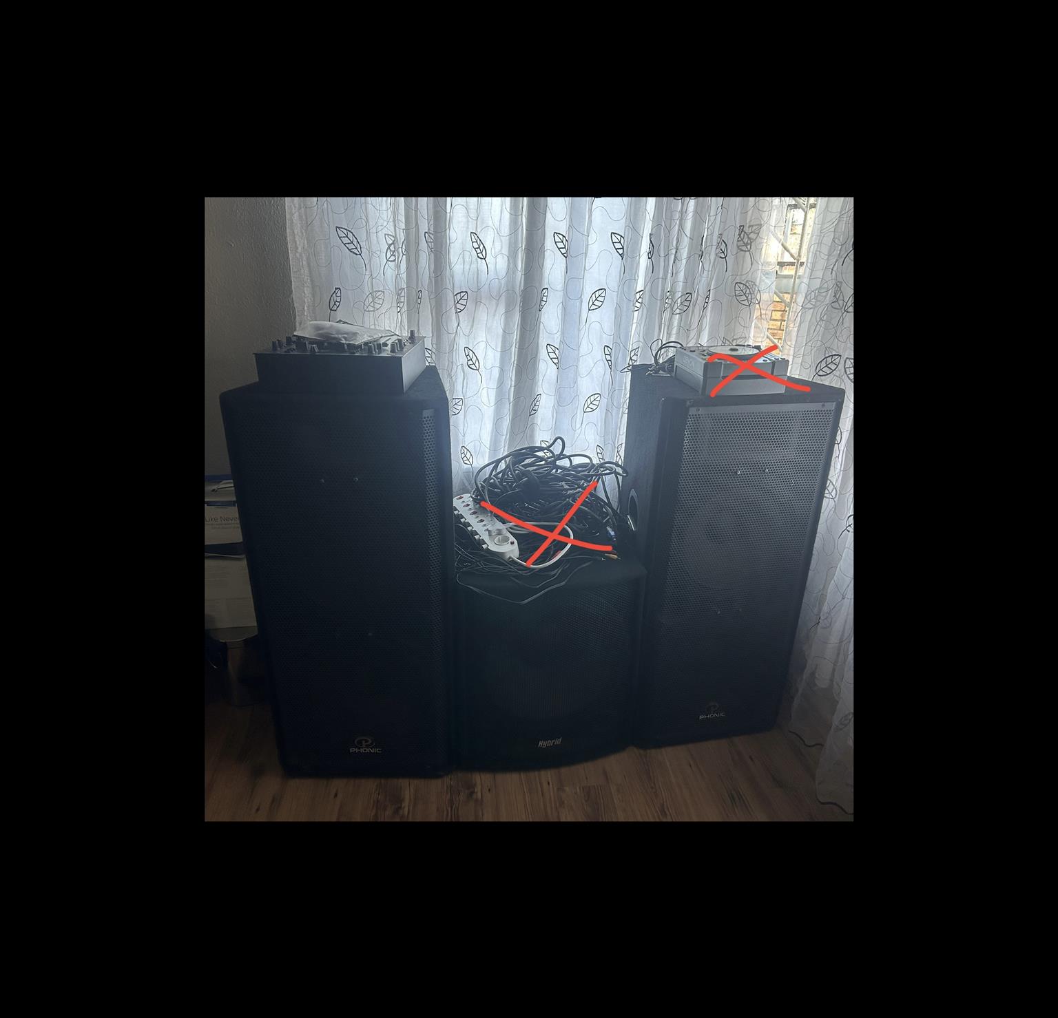 Speakers and Mixer for Sale Speakers and Mixer for Sale