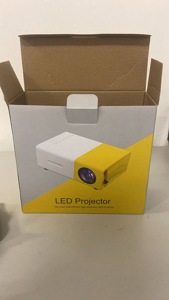 Mini LED Projector