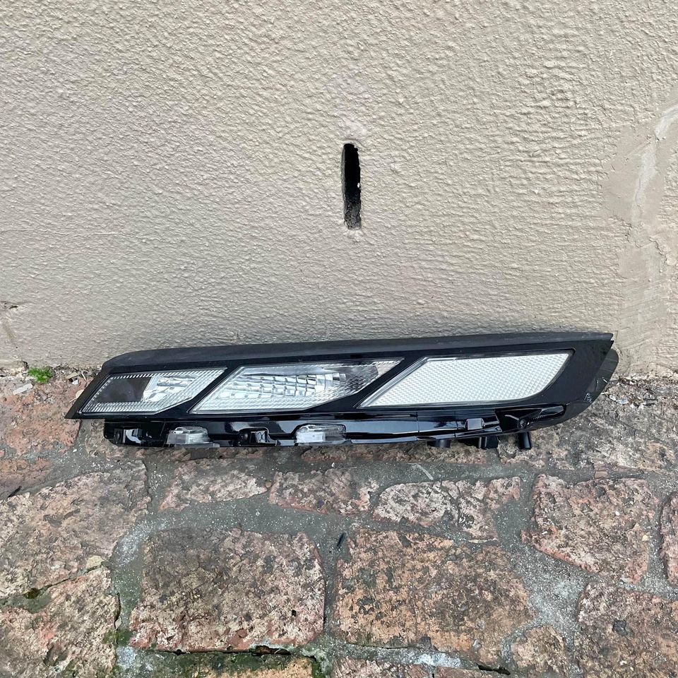 Hyundai Venue LH Headlight - Private Seller