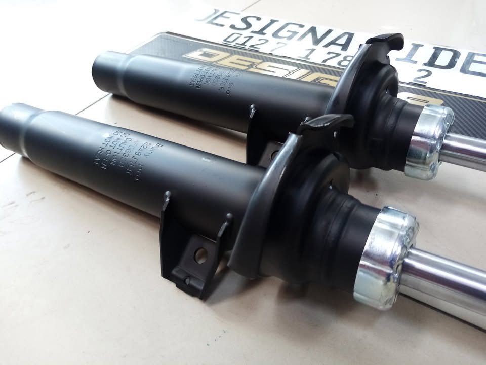 BMW F30 FRONT SHOCKS NEW - Private Seller BMW F30 FRONT SHOCKS NEW - Private Seller