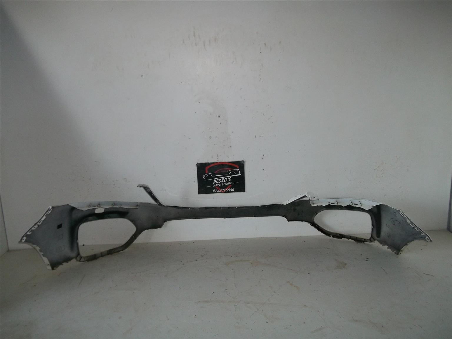 Kia Sorento '10-'13 front bumper - Private Seller Kia Sorento '10-'13 front bumper - Private Seller