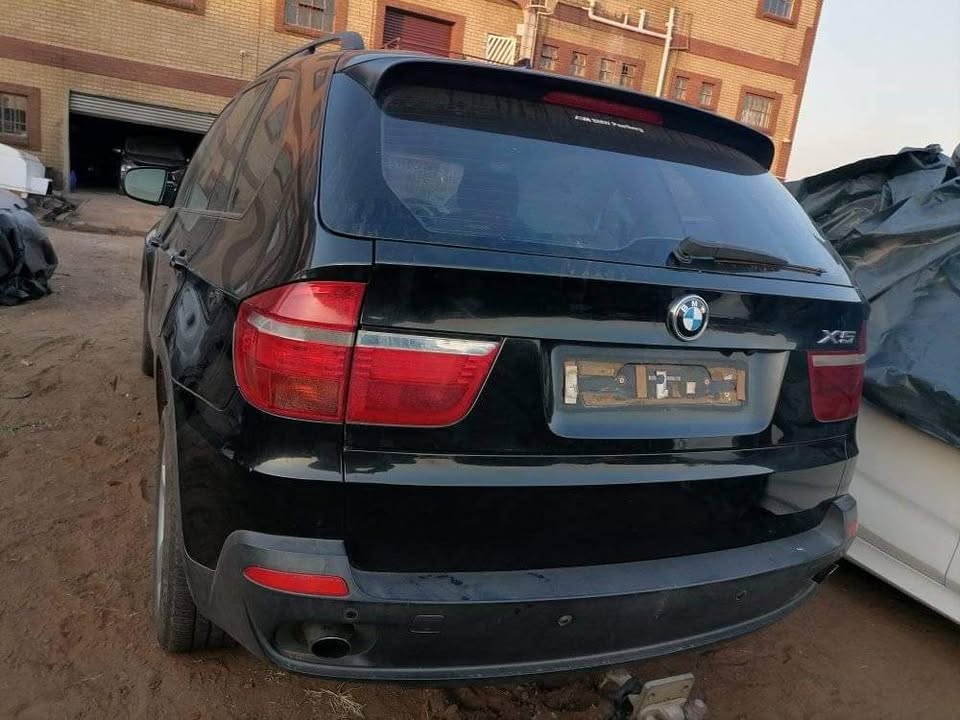 Bmw E70 3.0d Stripping for spares - Private Seller