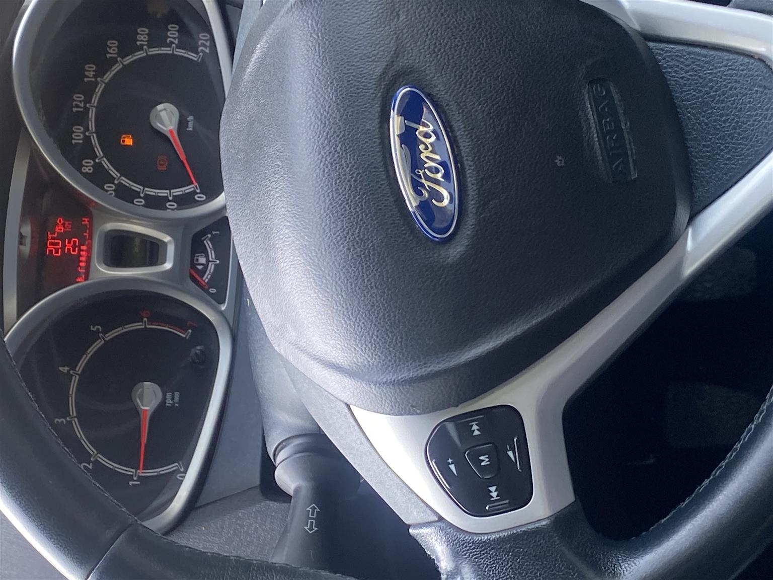 Used 2012 Ford Fiesta 5-door 1.4 Ambiente - Private Seller Used 2012 Ford Fiesta 5-door 1.4 Ambiente - Private Seller