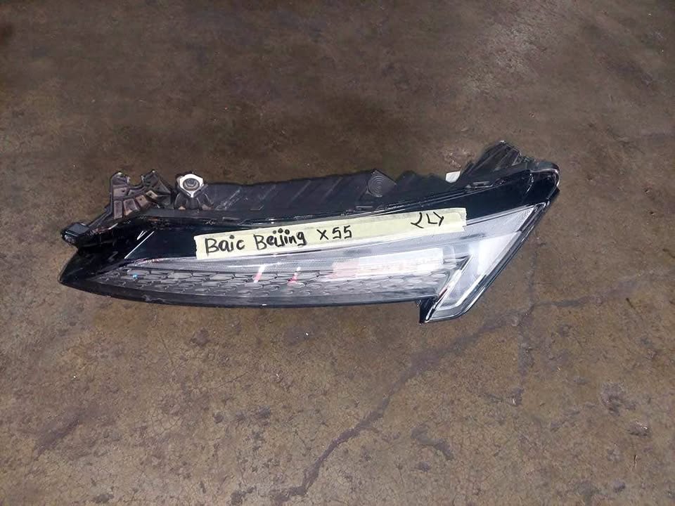 Baic Beijing X55 Left side top headlight - Private Seller Baic Beijing X55 Left side top headlight - Private Seller