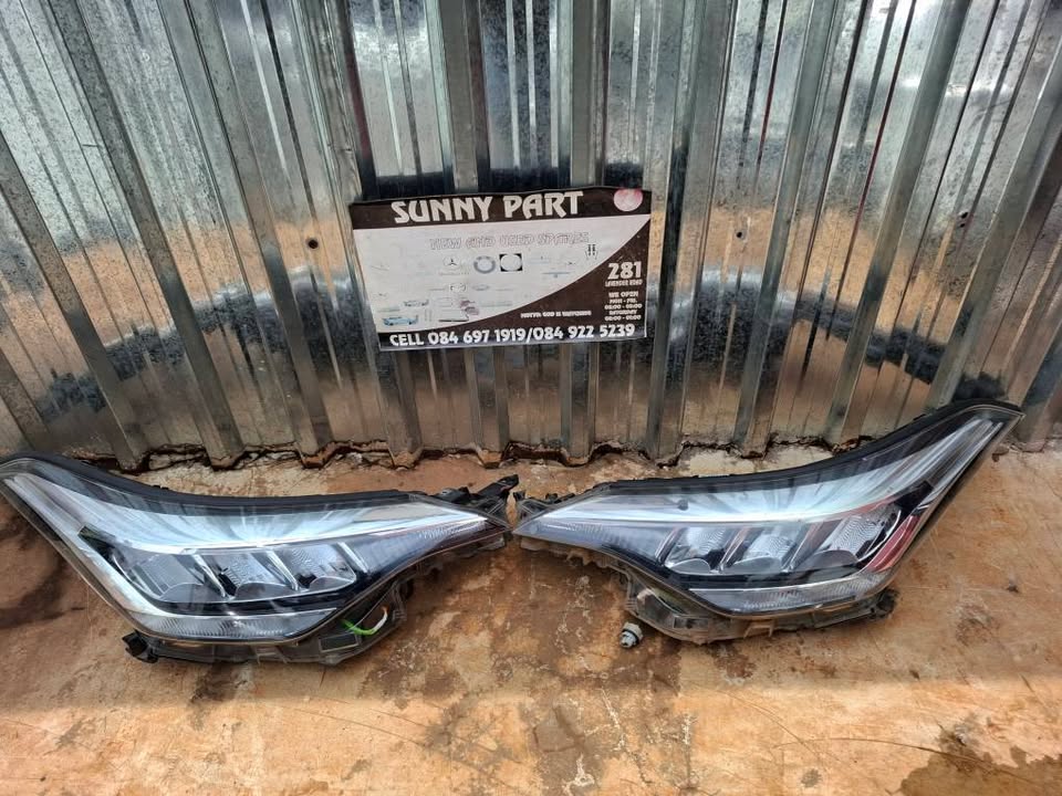 Toyota C-HR LED Headlights - Private Seller Toyota C-HR LED Headlights - Private Seller