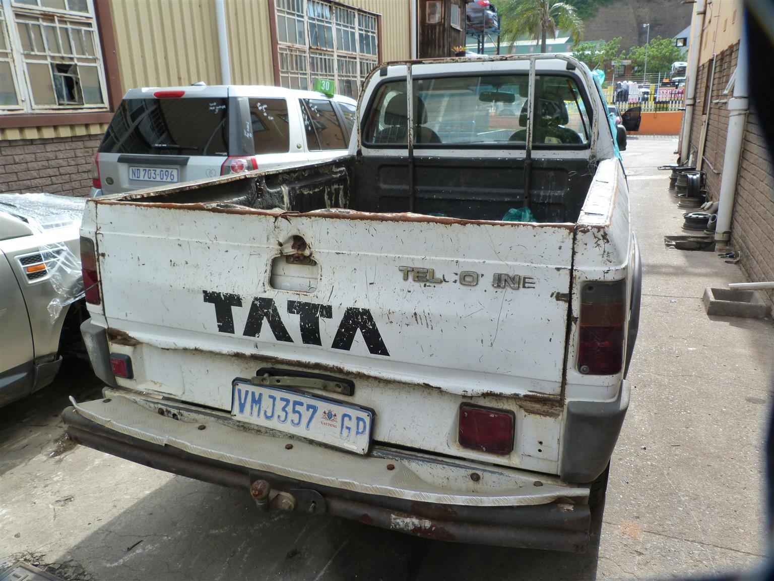 Tata Telocline 2.0 Manual - 2007 - Private Seller Tata Telocline 2.0 Manual - 2007 - Private Seller