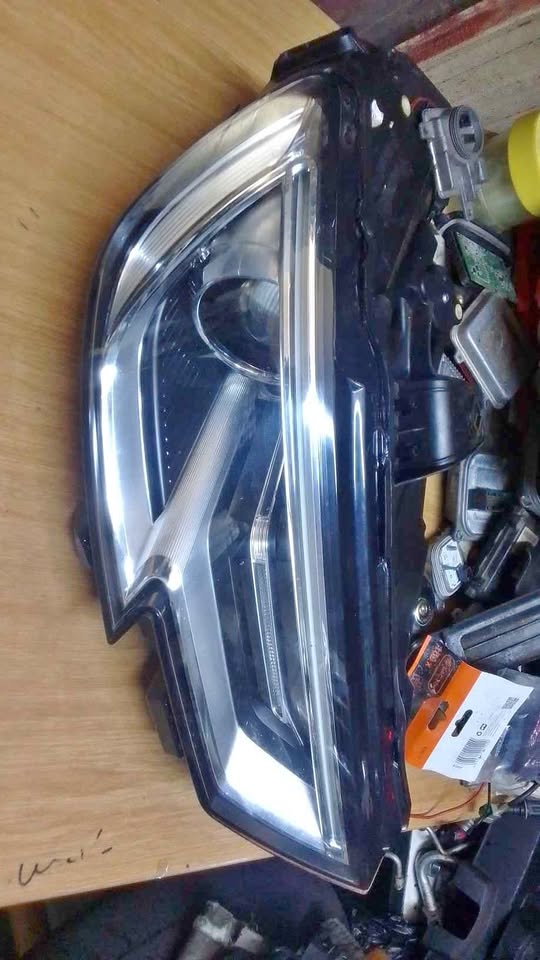 Audi A3 2017 headlight - Private Seller Audi A3 2017 headlight - Private Seller