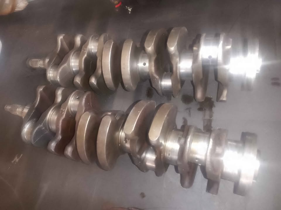 VOLVO S40 2.4i 2003 CRANKSHAFTS FOR SALE DELIVERY AVAILABLE COUNTRY WIDE - Private Seller