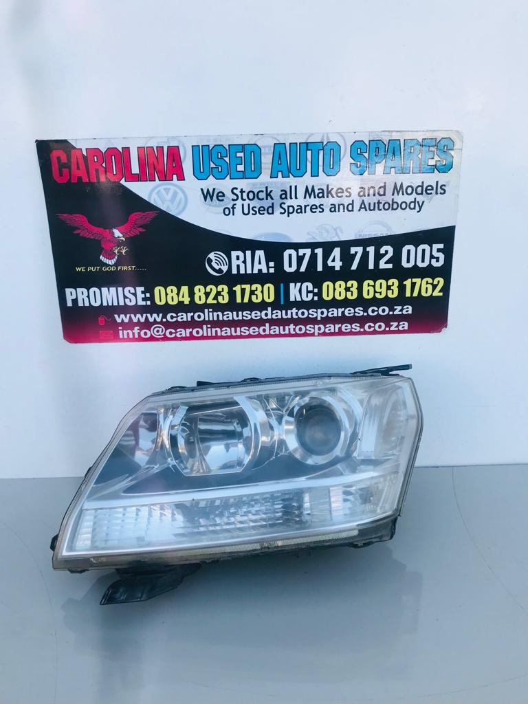 Suzuki Vitara left side headlight - Private Seller Suzuki Vitara left side headlight - Private Seller