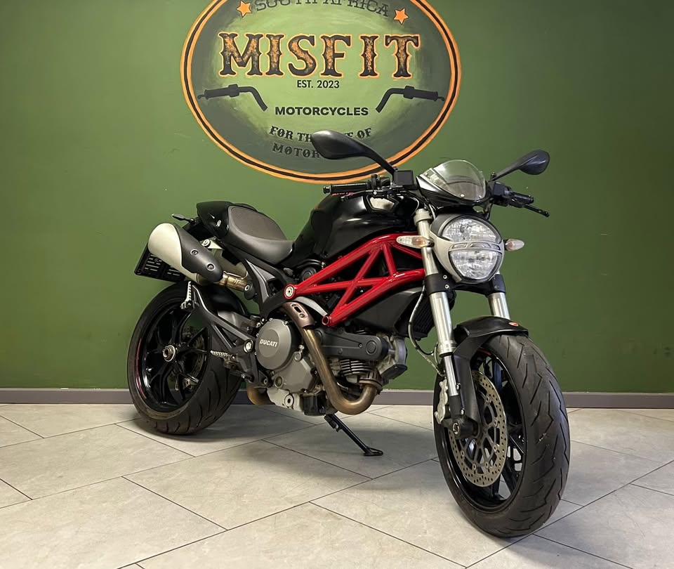2014 Ducati Monster 796 - Private Seller 2014 Ducati Monster 796 - Private Seller