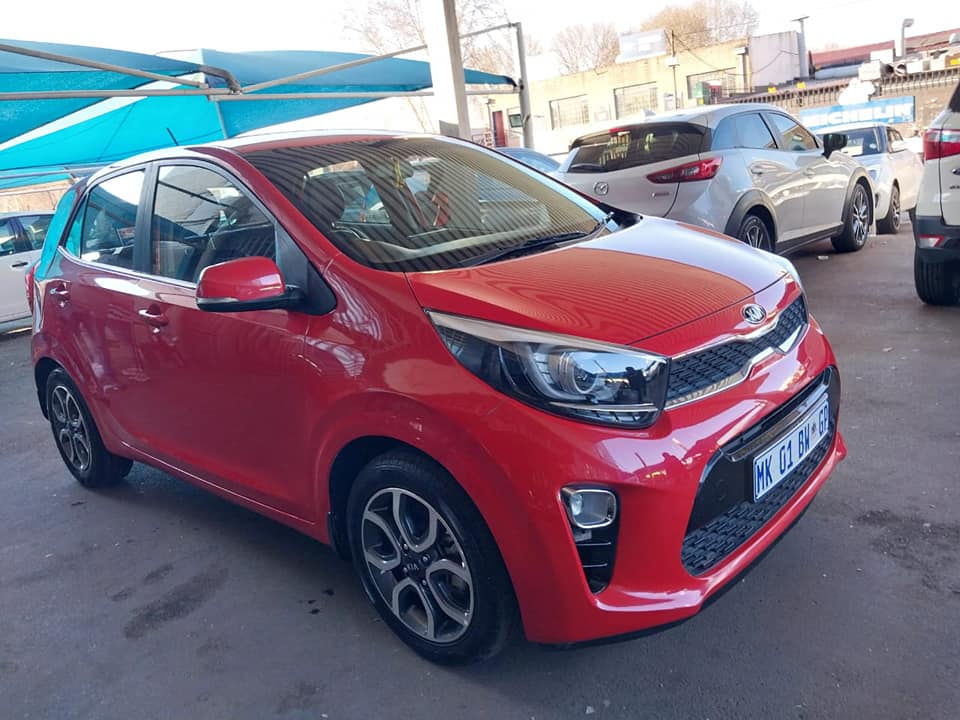 2017 KIA PICANTO SMART 1.2 89 000KM RED COLOR MANUEL PETROL