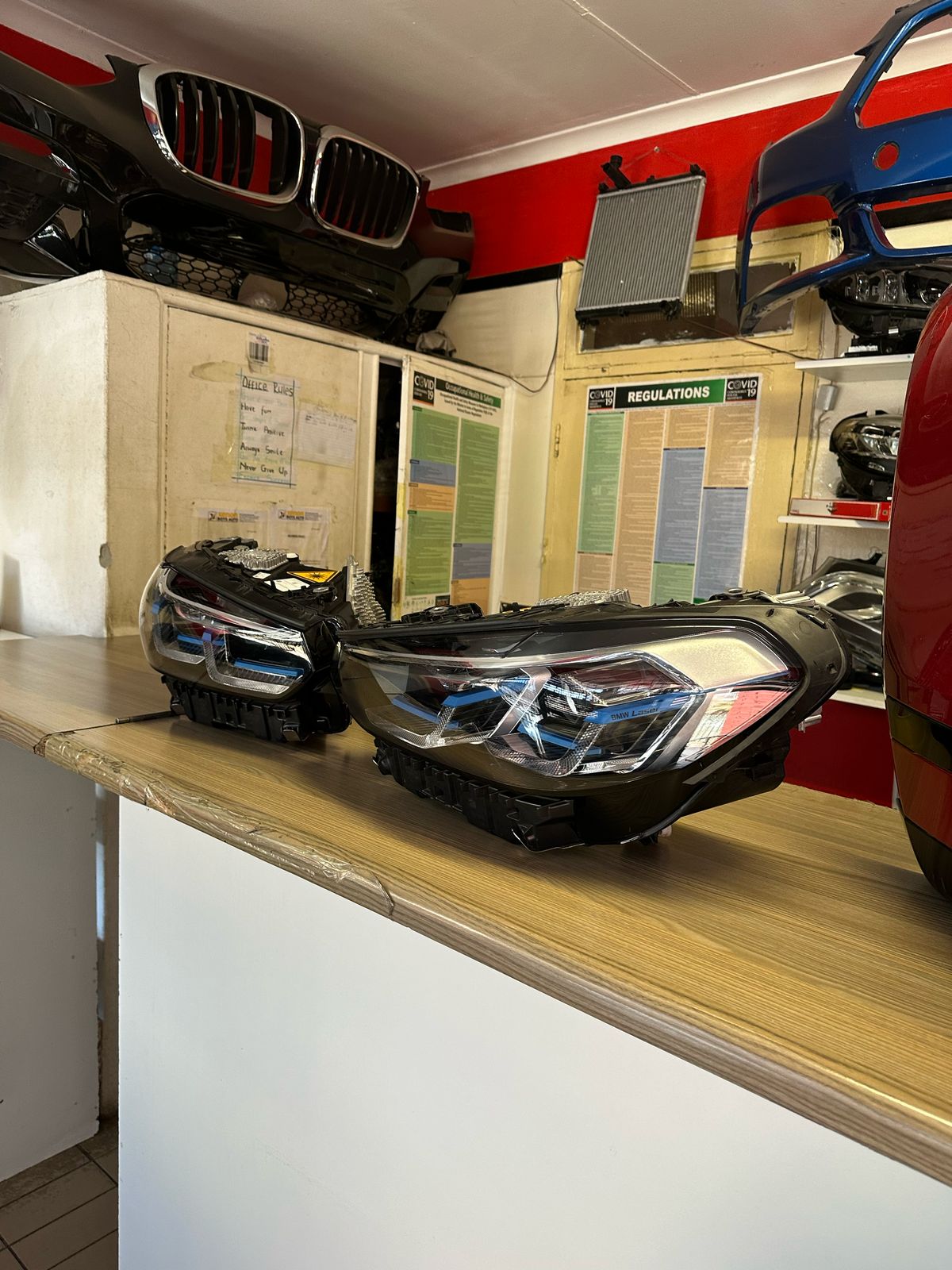 2024 BMW X3 G01 LASER HEADLIGHTS RIGHT AND LEFT FOR SALE IN IMMACULATE CONDITION - Private Seller 2024 BMW X3 G01 LASER HEADLIGHTS RIGHT AND LEFT FOR SALE IN IMMACULATE CONDITION - Private Seller
