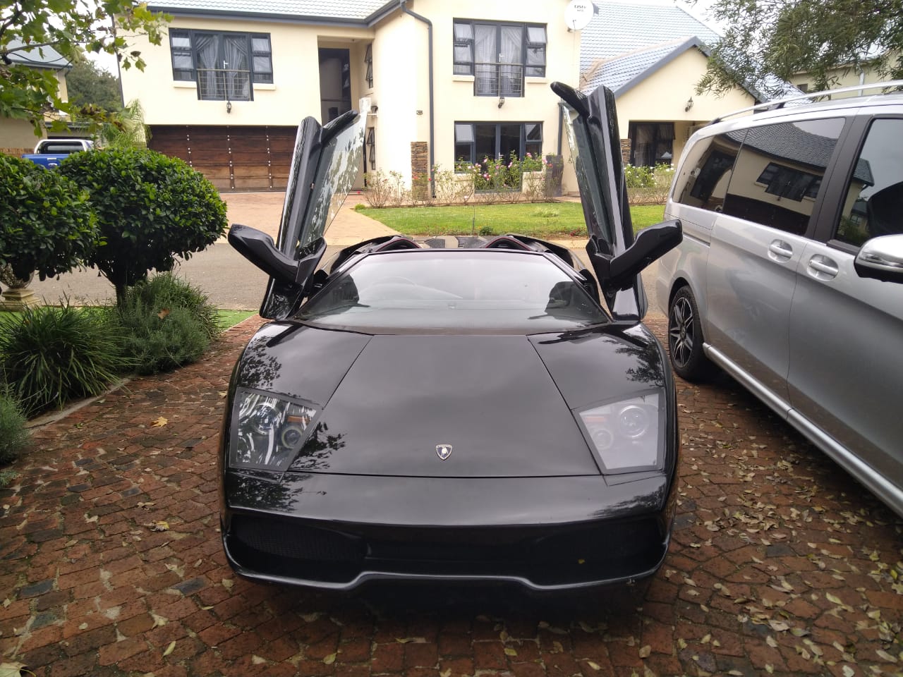 Replica Lambo. Build on the Porsche boxster 986. | Junk Mail