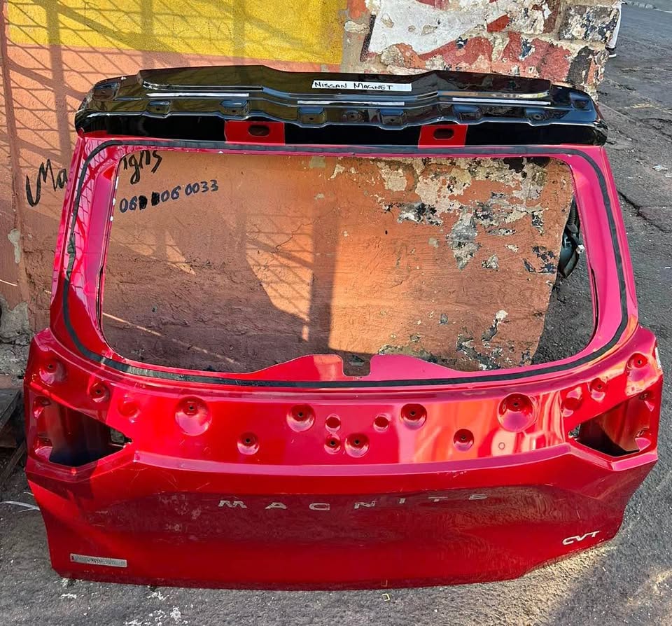 Nissan Magnite tailgates - Private Seller Nissan Magnite tailgates - Private Seller