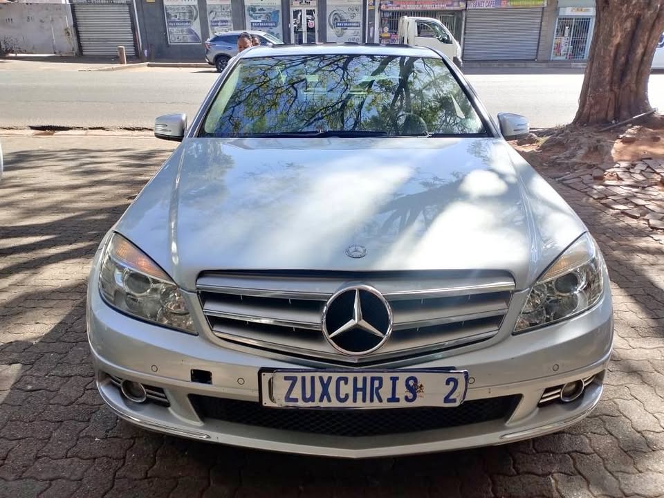 2011 Mercedes Benz C180 AUTOMATIC