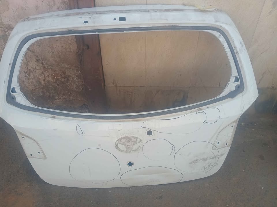 Toyota agya rear tail gate - Private Seller Toyota agya rear tail gate - Private Seller