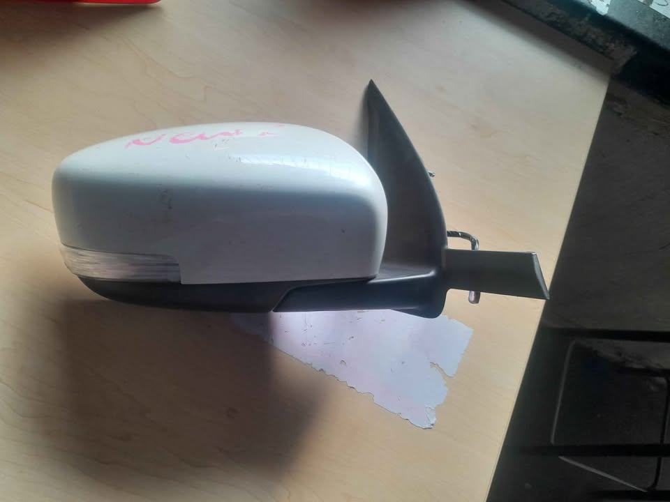 SUZUKI SWIFT SIDE MIRROR LEFTSIDE 2022 MODEL📞 +27 72 093 0906  Used Auto Spare - Private Seller
