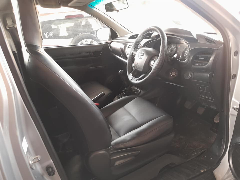 2016 TOYOTA HILUX GD6 2.4 SINGLE CAB MANUAL