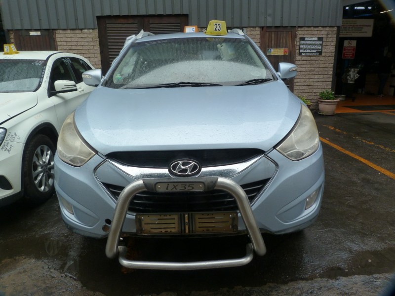 Hyundai iX35 2.0 GLS Executive AT Blue - 2011 STRIPPING FOR SPARES - Private Seller Hyundai iX35 2.0 GLS Executive AT Blue - 2011 STRIPPING FOR SPARES - Private Seller