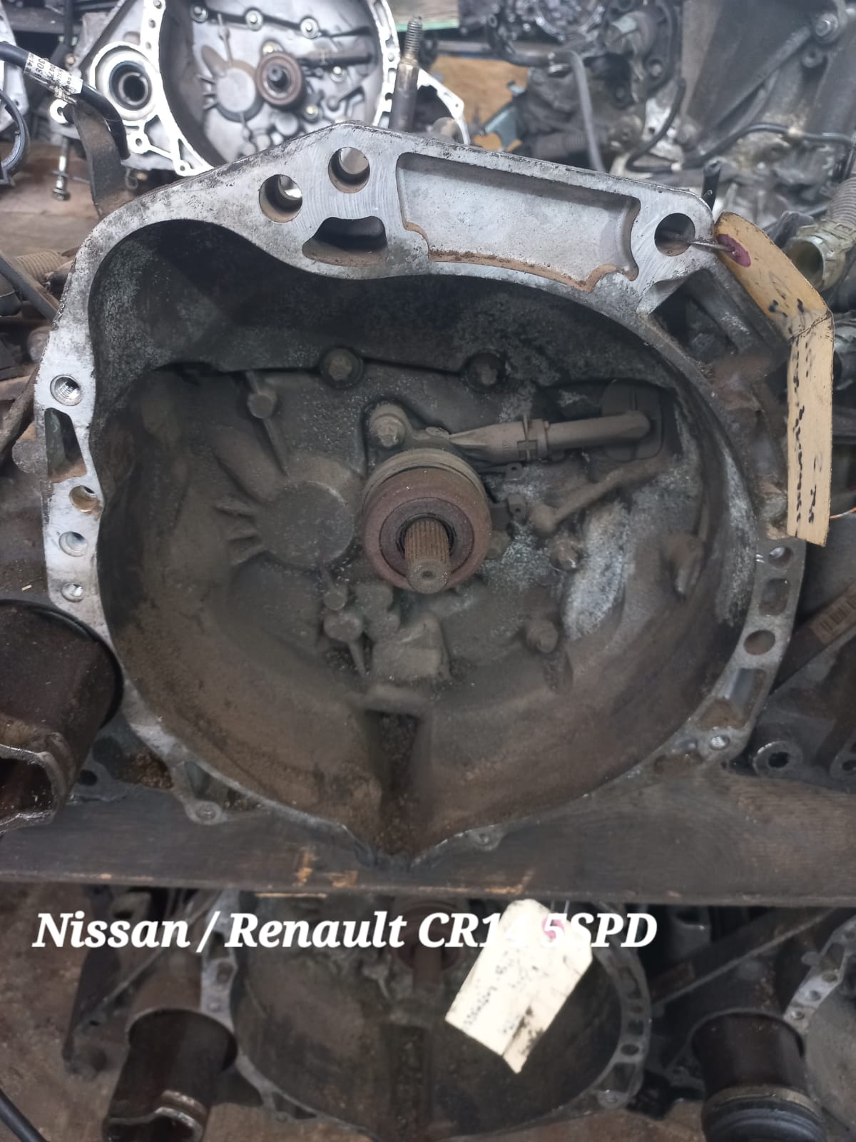 NISSAN / RENAULT CR14 5 SPEED MANUAL GEARBOX