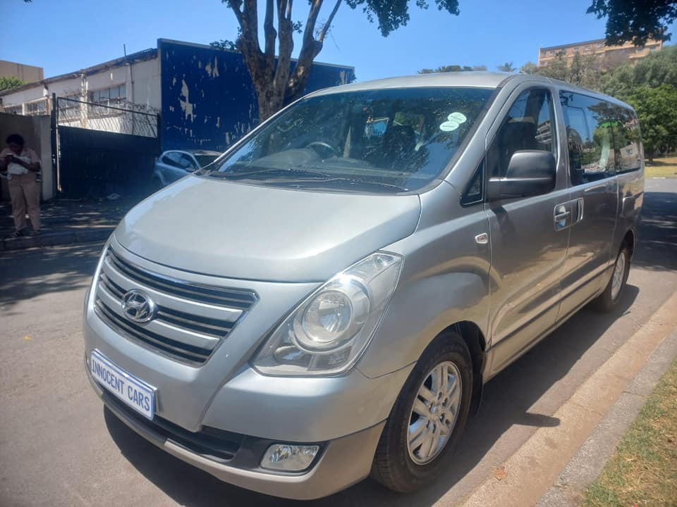 2018 HYUNDAI H1 BUS 2.5 DIESEL, AUTOMATIC, SILVER COLOR, MILEAGE 126000KMS