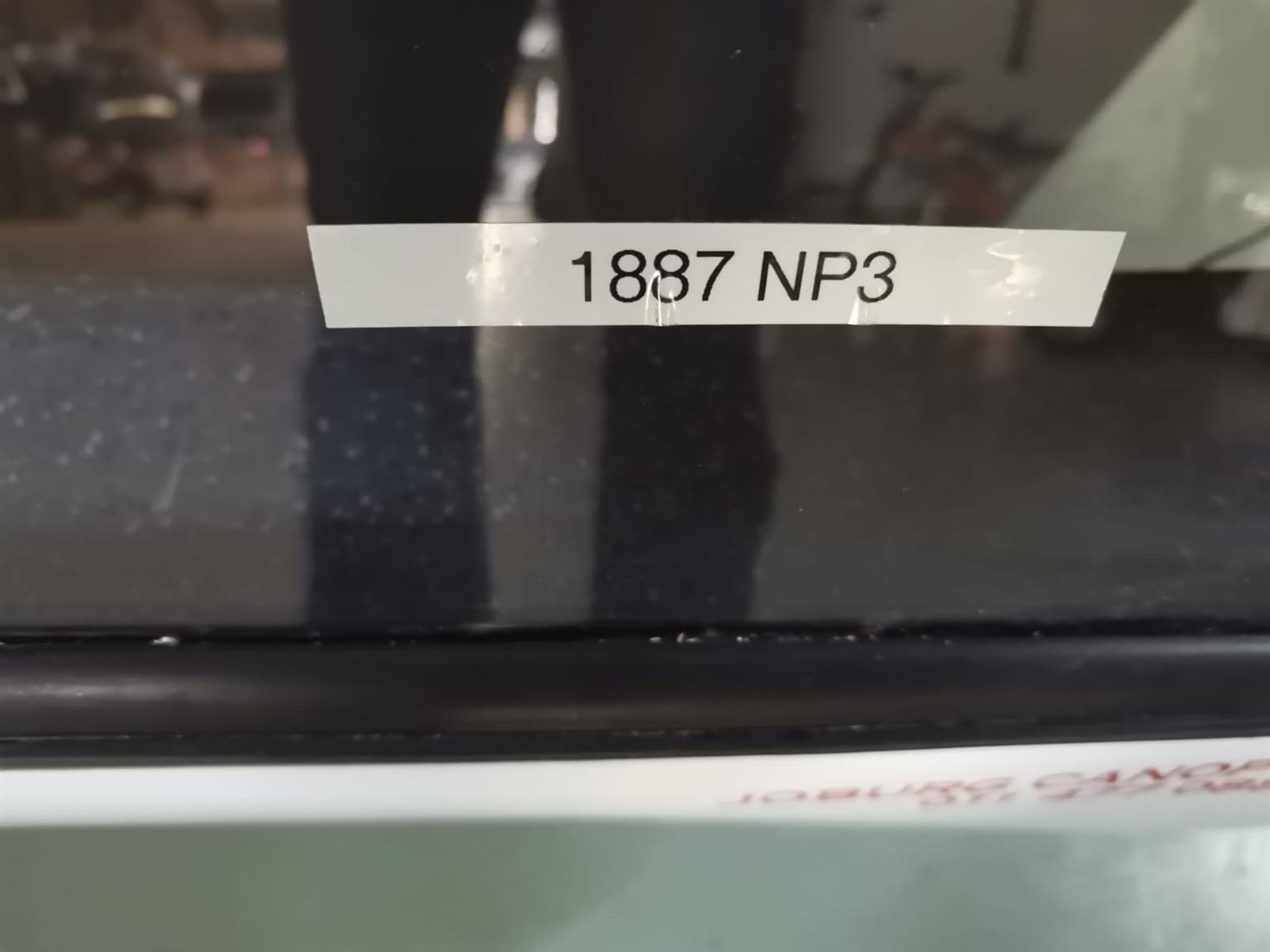 ISUZU 1998--2004 White club Canopy for sale - Private Seller ISUZU 1998--2004 White club Canopy for sale - Private Seller