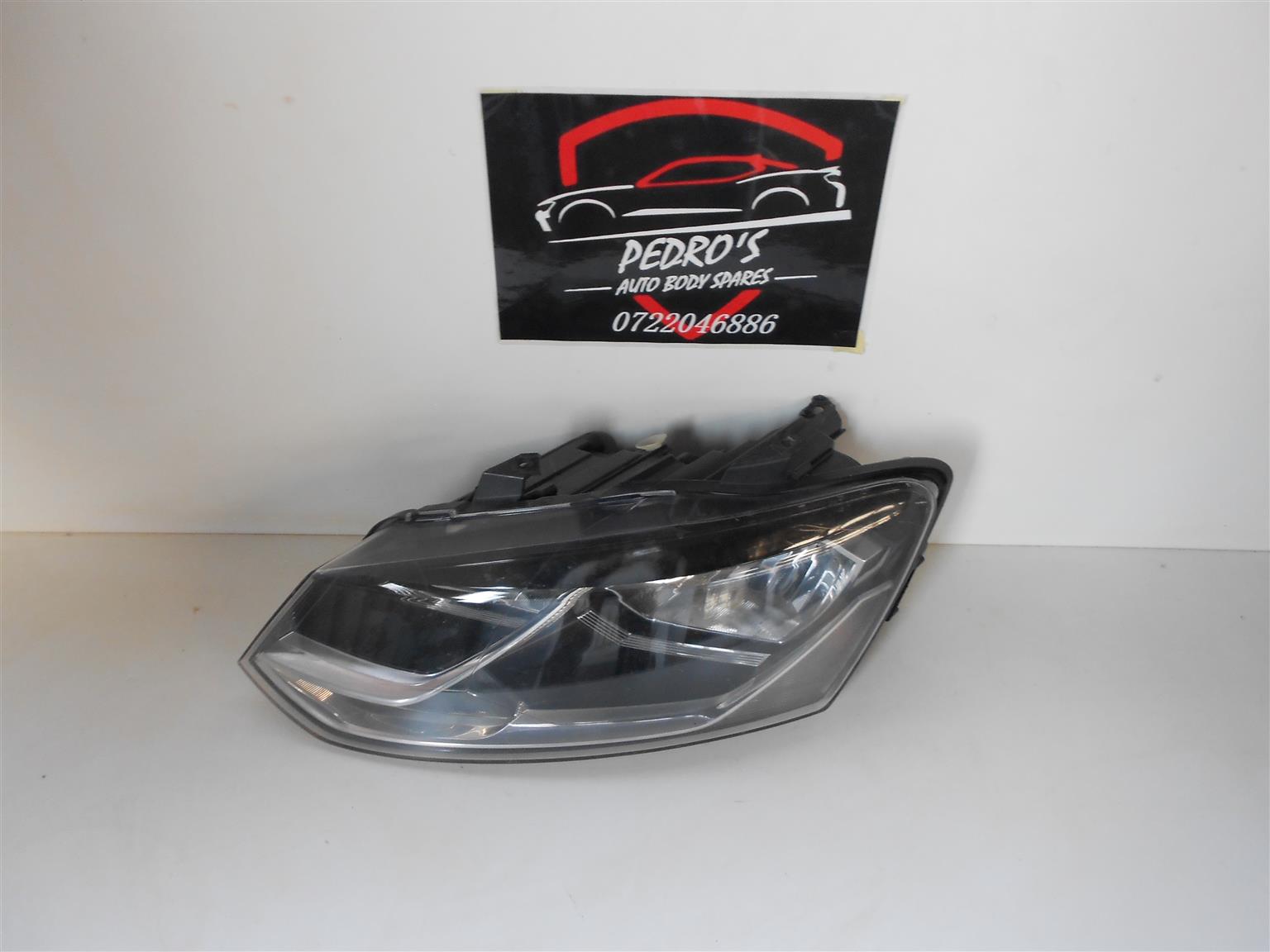 VW POLO TSI Headlight - Private Seller VW POLO TSI Headlight - Private Seller