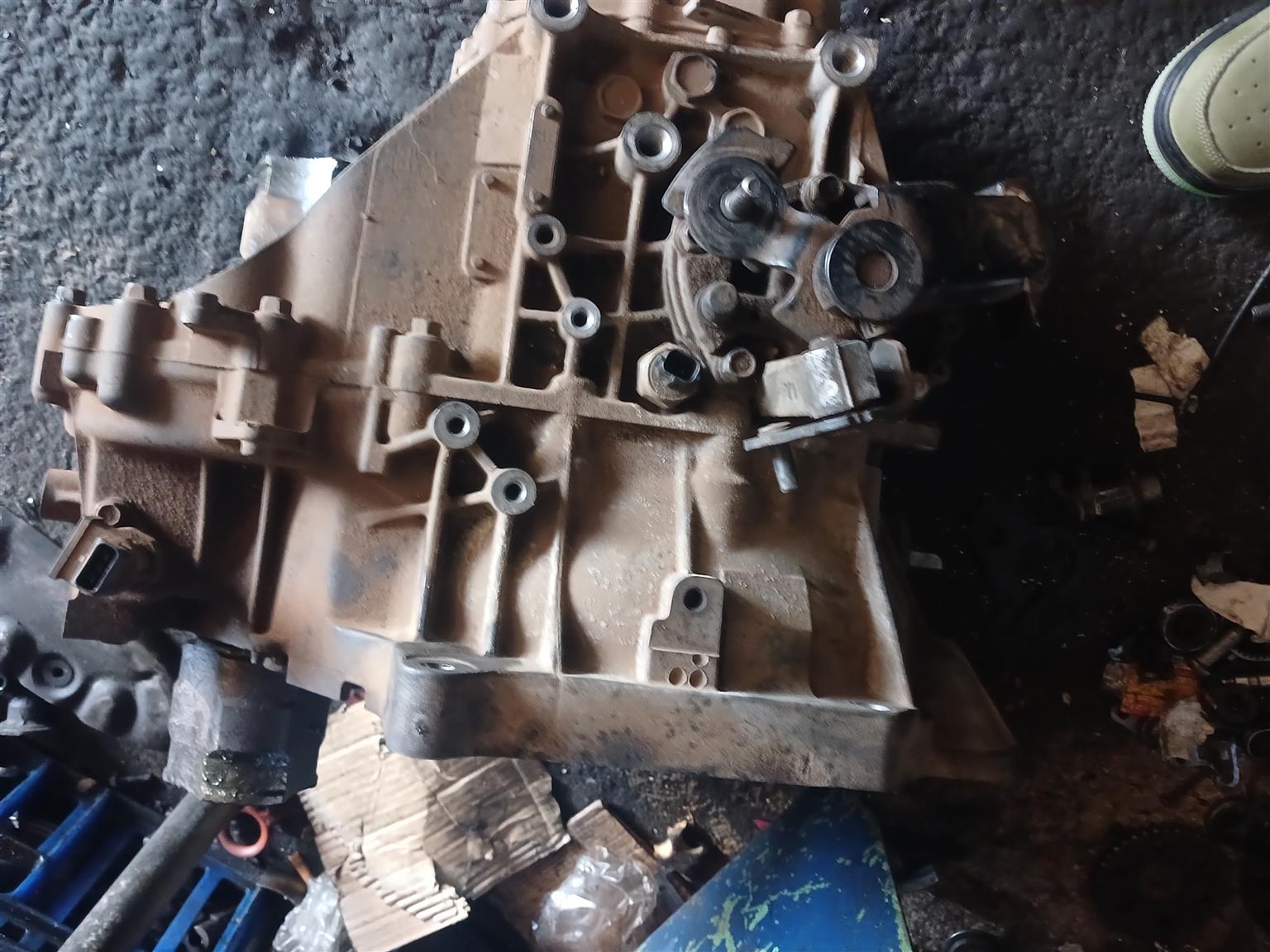 Hyundai accent 1.6 2017 gearbox - Private Seller