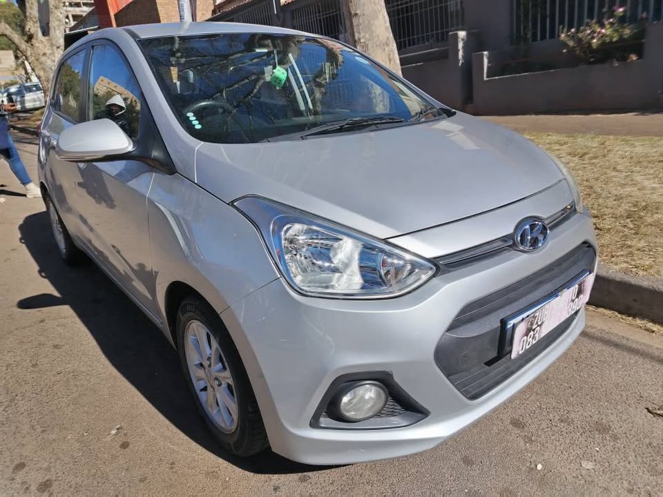 2015 Hyundai i10 grand sports 1.2 Petrol